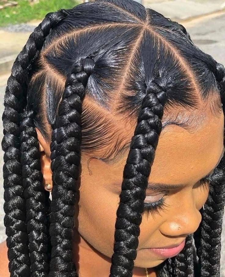 REGULAR KNOTLESS BRAIDS